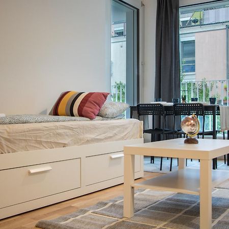 Flat2Go Modern Apartments - Harmony Of City And Nature Bécs Kültér fotó