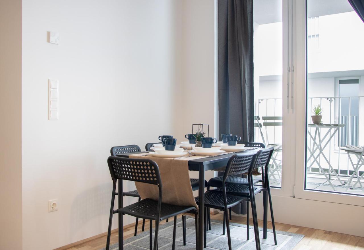 Flat2Go Modern Apartments - Harmony Of City And Nature Bécs Kültér fotó