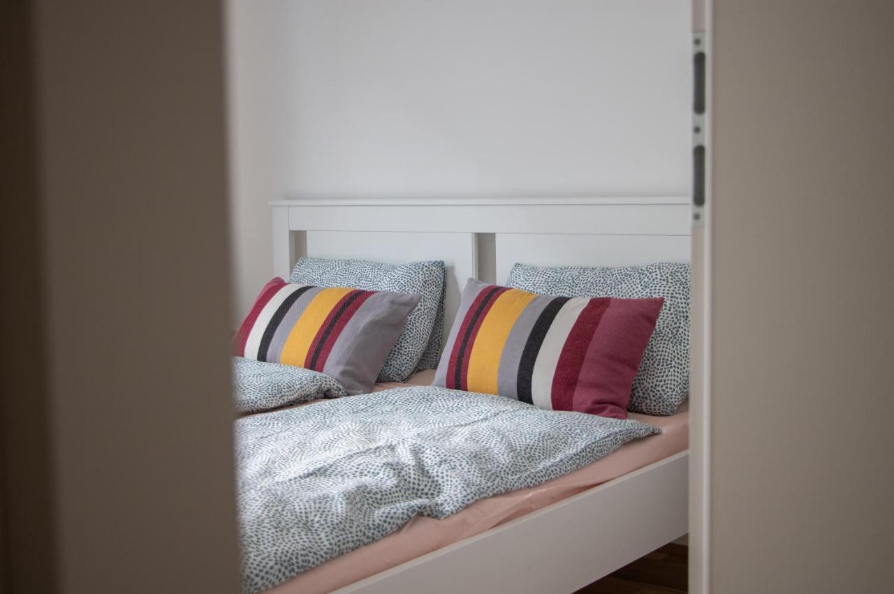 Flat2Go Modern Apartments - Harmony Of City And Nature Bécs Kültér fotó