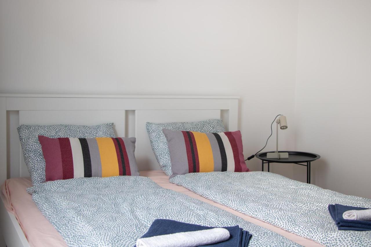 Flat2Go Modern Apartments - Harmony Of City And Nature Bécs Kültér fotó