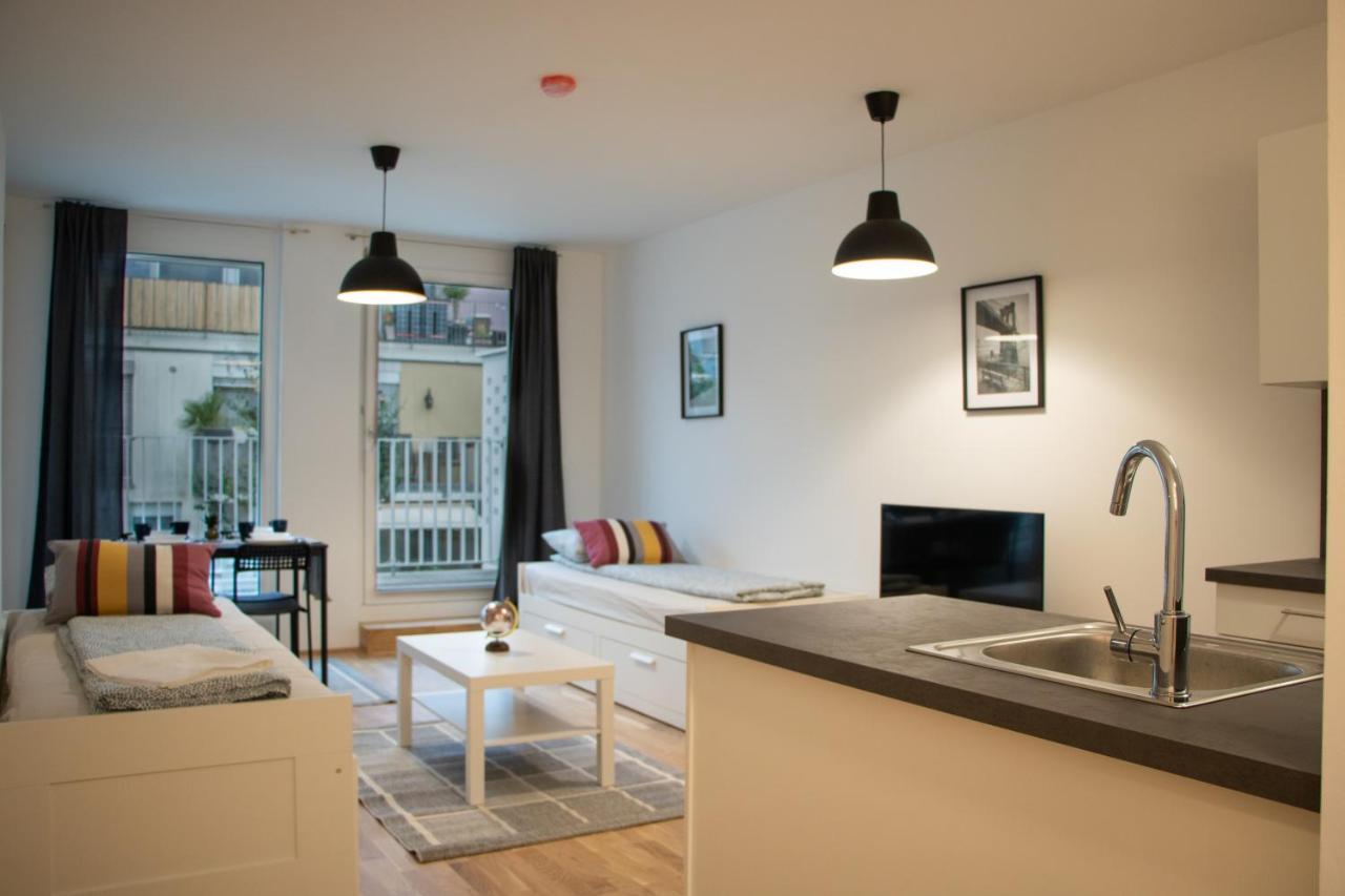 Flat2Go Modern Apartments - Harmony Of City And Nature Bécs Kültér fotó