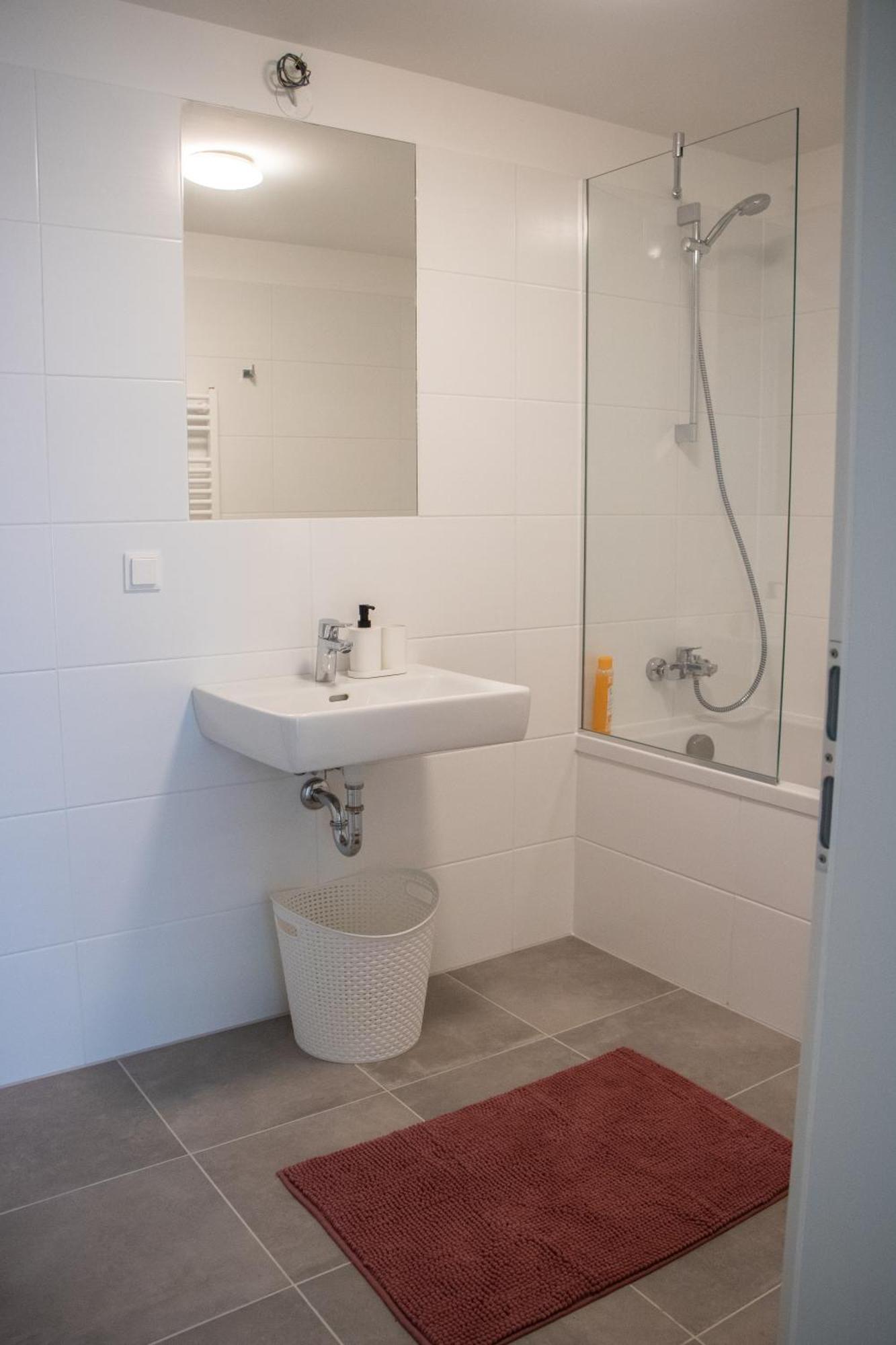 Flat2Go Modern Apartments - Harmony Of City And Nature Bécs Kültér fotó